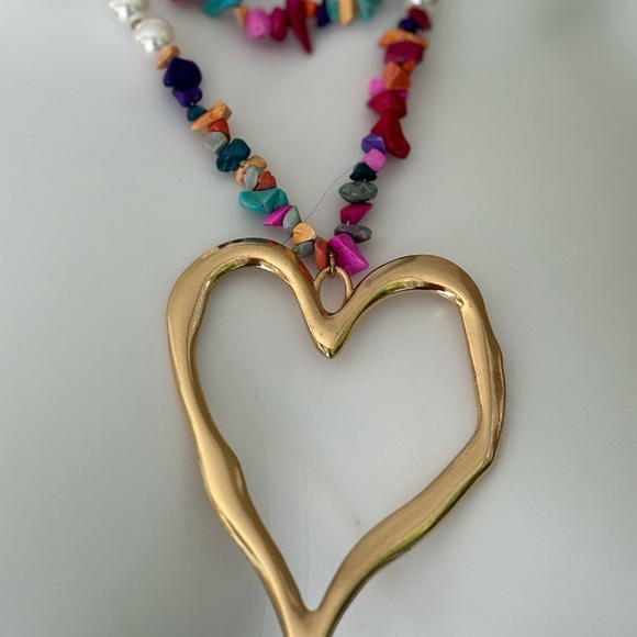 Gold Heart Pendant with Multicolor Beads Necklace - Picture 2 of 8